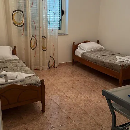 Dario House * Τίρανα