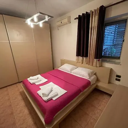 Апартаменты Dario House *